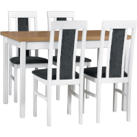 Tische mit Stühlen